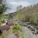 Lingy Luxury Family Pod Holiday home