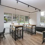 Holiday home Lingy Luxury Family Pod