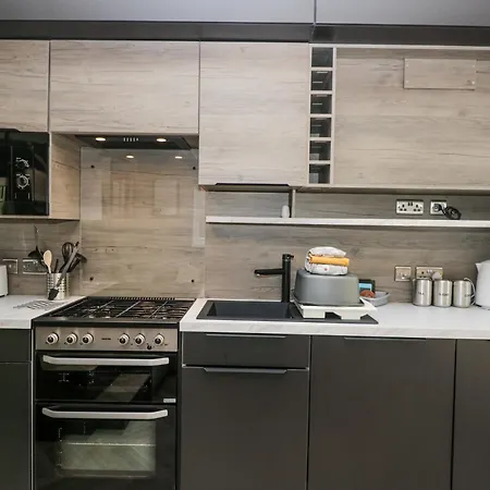 Lingy Luxury Family Pod *